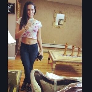 Sheer Loose Floral Crop Top size small